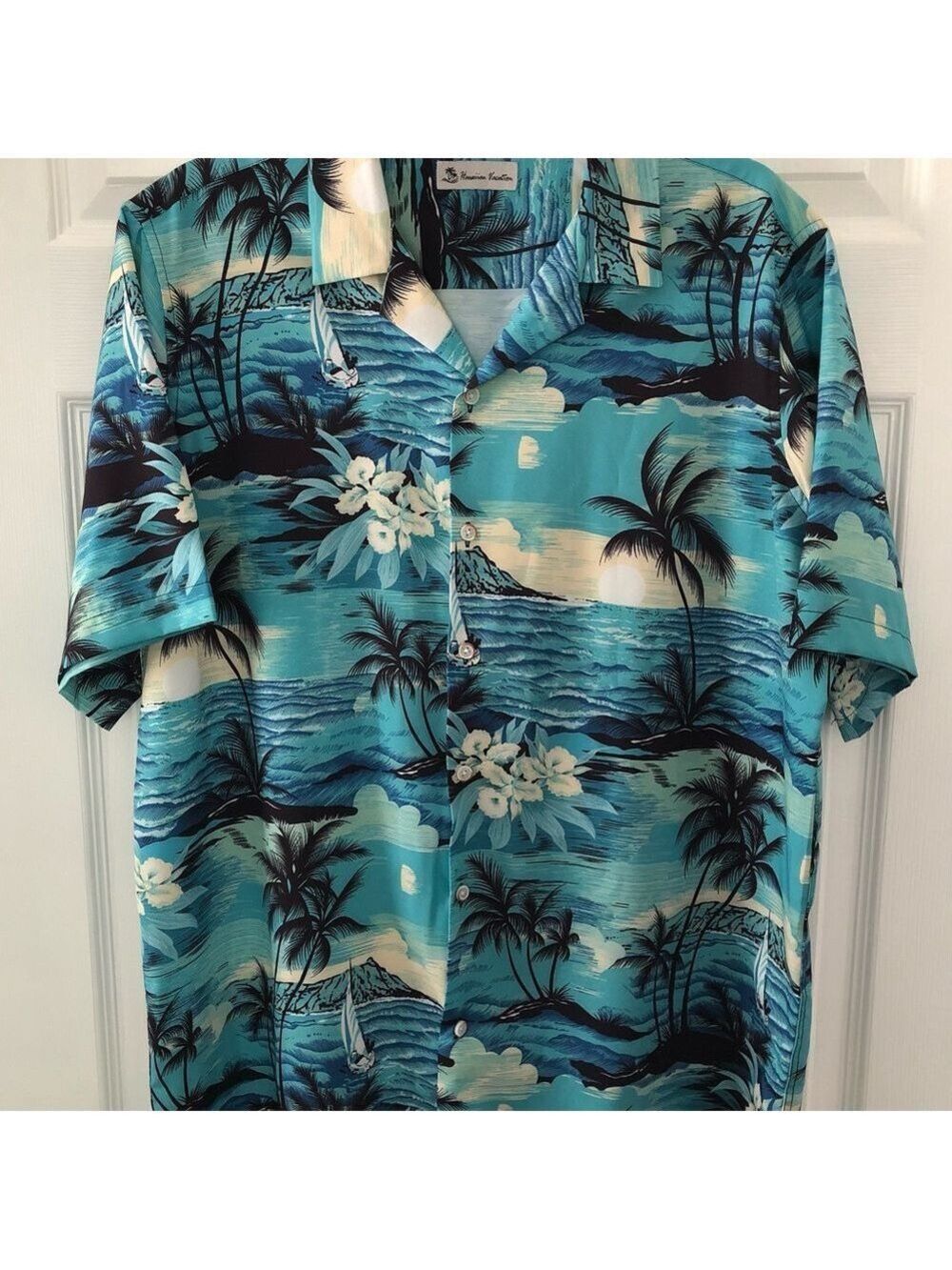 Size L Hawaiian Camp Shirt Aloha Beach Wear Vintage Italy Resort Relaxed Fit